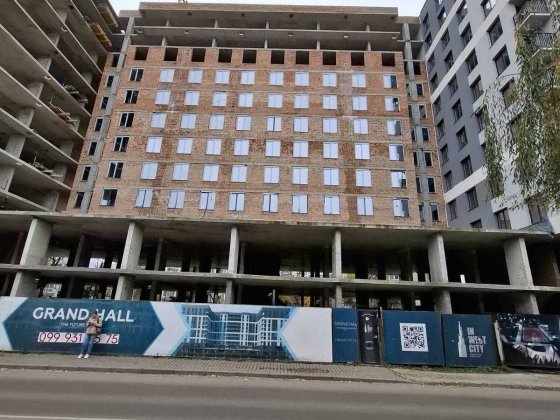 Продається 1-кімнатна квартира по вулиці Целевича , новобудова Ивано-Франковск