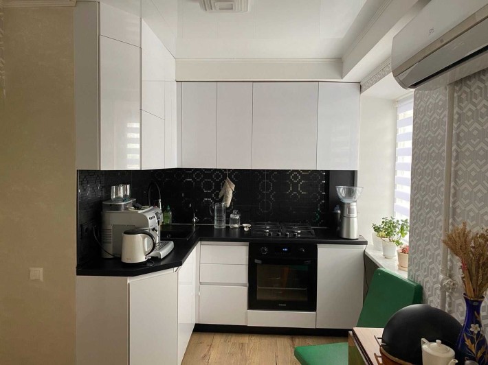 Продаж 2-х к/квартири з ремонтом, мебльована - фото 1