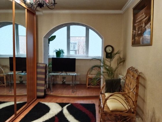 Вокзальна 3. Продаж 1 кім квартира. Белая Церковь