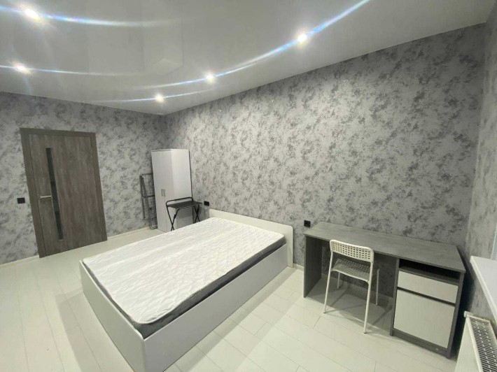 Затишна нова готова однокімнатна квартира від власника без комісії! - фото 1