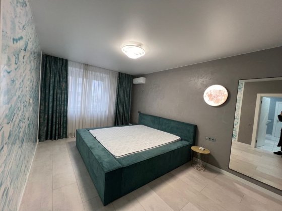 Двокімнатна квартира з ремонтом та меблями Вишневе Вишневое