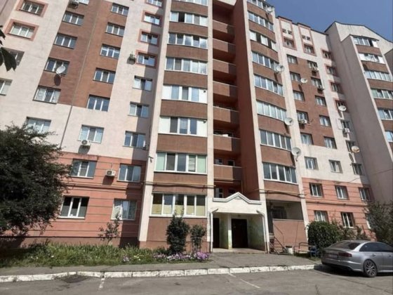 Продаж 2 кім квартири на Незалежності 58. Белая Церковь