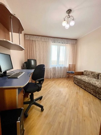 Продам гарну 2к квартиру неподалік озета та центру - фото 1