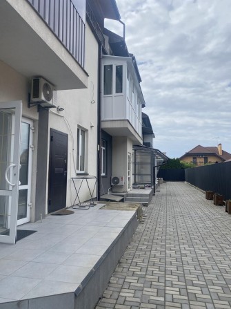 Продаж однокімнатної квартири  студії по вул  В. Симаненко - фото 1