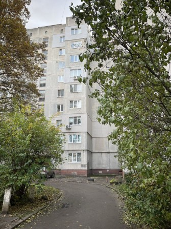 Продам двокімнатну квартиру на Дачній! - фото 1