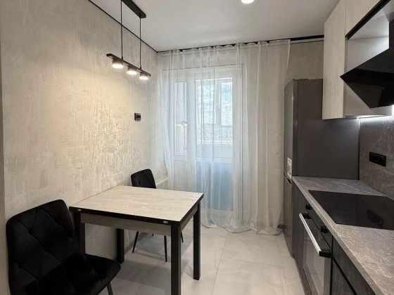 Продаж євро-двокімнатної квартири в Броварах в ЖК Атлант NP Бровары