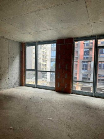 Продаж квартири в сучасному ЖК з власною інфраструктурою - фото 1