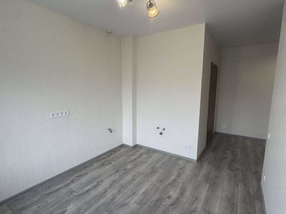 Продам квартиру нову з ремонтом Борисполь