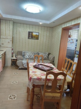 Продається 1-на квартира з добротним ремонтом біля Терміналу! - фото 1