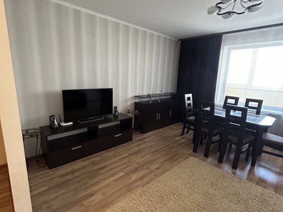 3-кімнатна квартира вул. Грушевського ВЛАСНИК Бровары