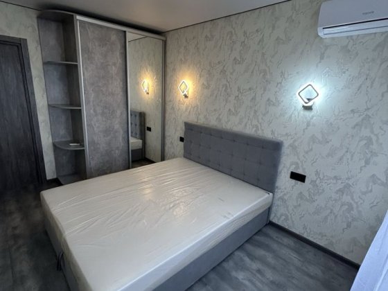 Продам нову (евро 2 кімнатну ) квартиру ЖК Атлант , 11 поверх! Бровары