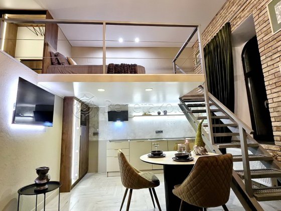 Дизайнерская, двухуровневая квартира в центре Одессы Одеса