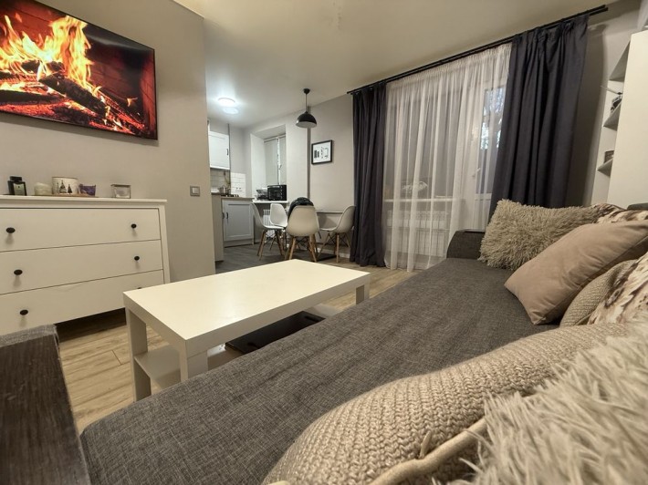 Продаж 2 кімн квартири 46 м2  центр м.Вишневе Зелена 6 - фото 1