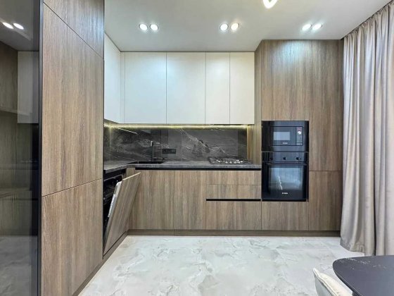 Шикарна півторакімнатна Ивано-Франковск