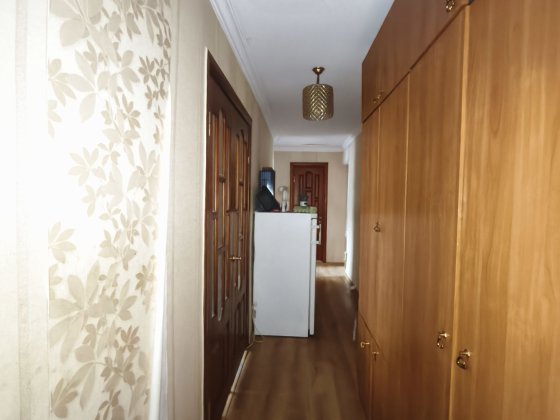 Трьохкімнатна квартира. Постанови. Вишневое