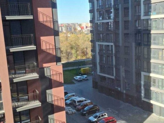 Продається однокімнатна квартира з ремонтом Івано-Франківськ