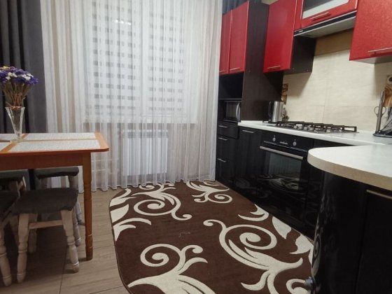 Продам двокімнатну квартиру на Піщаному масиві м.Біла Церква Белая Церковь