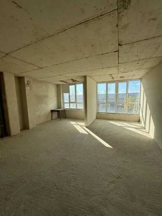 Продається простора 1-кімнатна квартира в збудованому будинку - фото 1