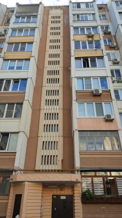 м. Вишневе, 
Київська область 
 вул. Машинобудівників 15. - фото 1