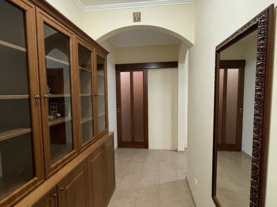 Продаж великоі однокімнатноі квартири Вишневе, Машинобудівників 15А Вишневе