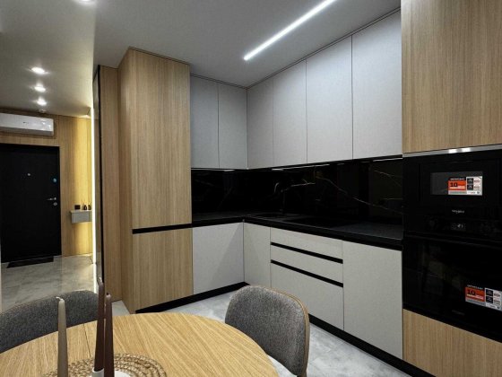 Однокіматна кварира з дизайнерським ремонтом , жк Manhattan Ивано-Франковск