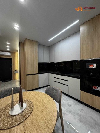 Однокіматна кварира з дизайнерським ремонтом , жк Manhattan - фото 1