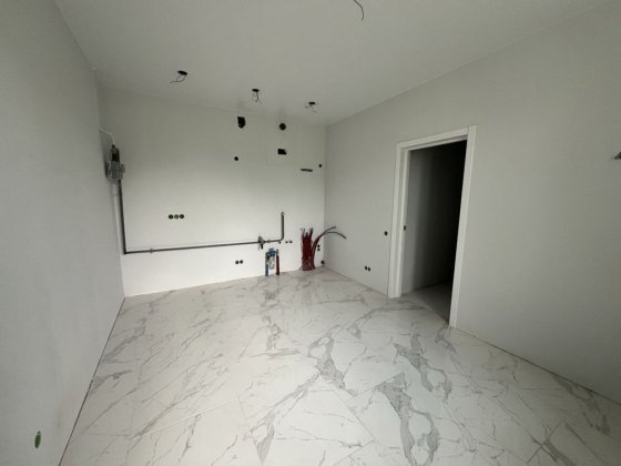 Продається 1к квартира з ремонтом. Є Газ. ЄОселя з мін податком 2% Буча