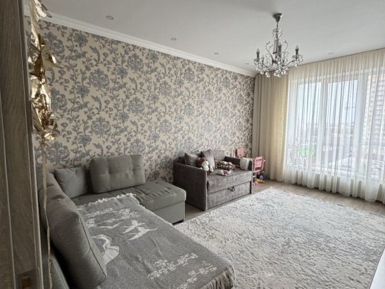 Продам 1-кімнатну кварти,  40,2 кв.м., ЖК Акварелі -1, від власника Вишневое