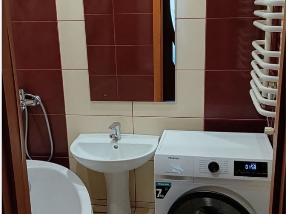 Продам 2-х кімнатну квартиру з індивідуальним опаленням. Постанови,600 Івано-Франківськ