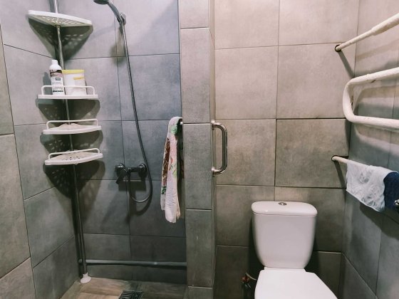 Буча-продам 3 х кімнатну квартиру з хозприміщенням. Буча