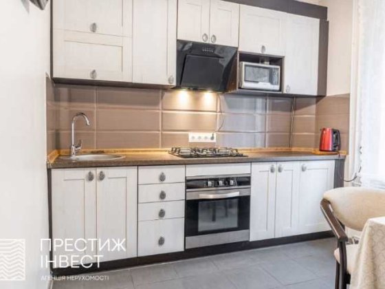 Продаж затишної 3 кімнатної квартири з меблями і технікою Борисполь