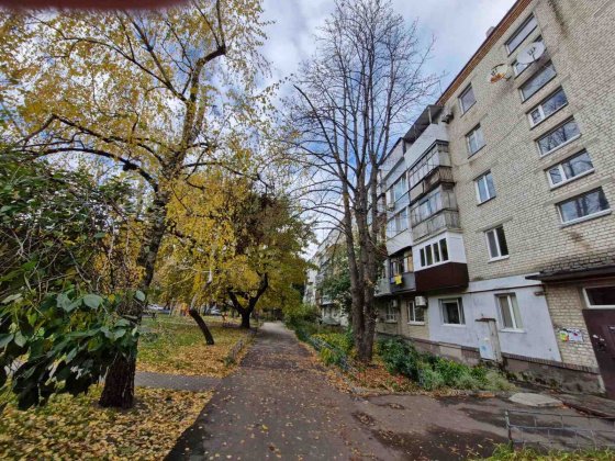 Продаж 1-х к/квартири в центрі Бориспіль