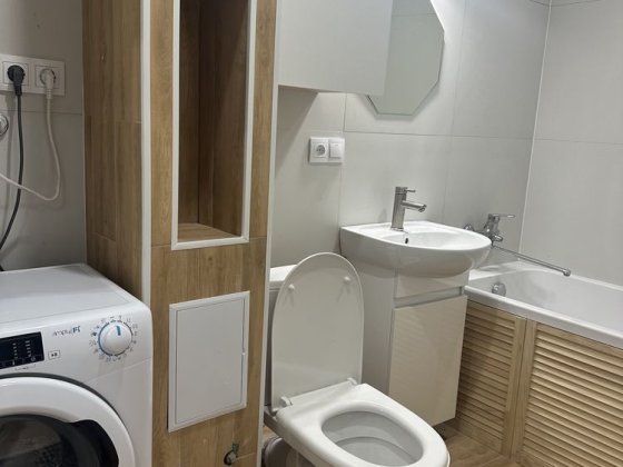 1-на квартира продаж Європейська 39 під інвестицію/оренда 15000грн Вишневое