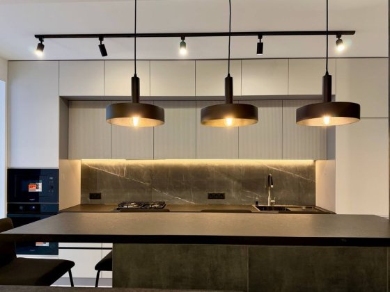 Стильна 2км квартира з кухнею студією !2поверх Ивано-Франковск