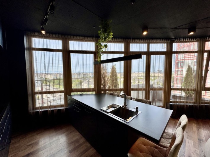 60м. Унікальна квартира з терасою гарним краєвидом Каскад Європейський - фото 1