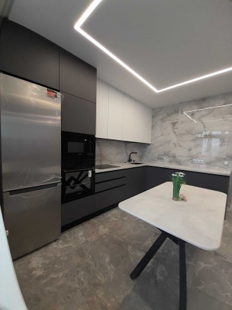 Без комісії, 2к квартира 65м², свіжий ремонт, меблі, техніка, балкон - фото 1