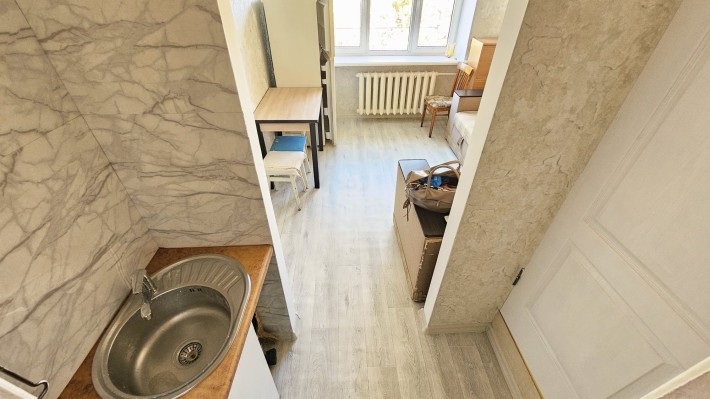 2 комнаты в коммуне свои удобства - фото 1