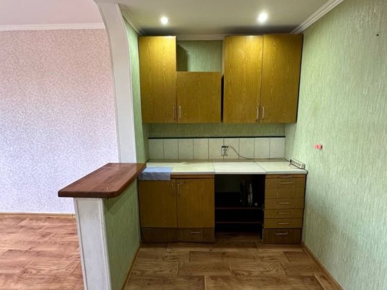 Терміновий продаж ! Кімната в секціі з санвузлом! Каменец-Подольский