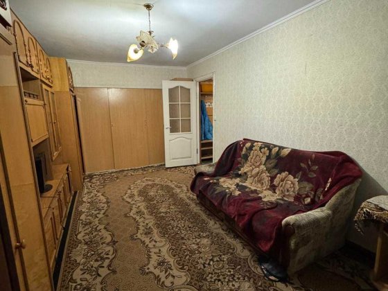 Продаю 2 к.в гуртожитку!Найцікавіша пропзиція до вашоі уваги! Хмельницкий
