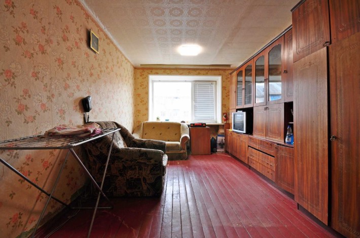 Укомплектована кімната в гуртожитку вул. Гайова, р-н Будіндустрії - фото 1