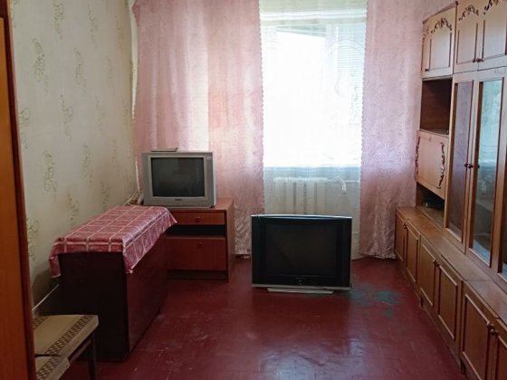 Продам кімнату в гуртожитку в центрі міста по вулиці  Київська 298а Бровари