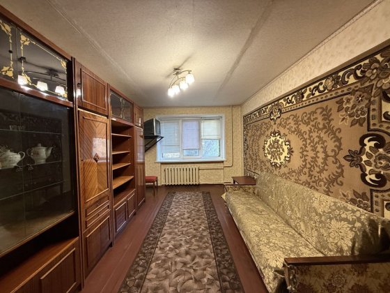 Продаж 2-кімнатноі малосімейки, Крюків, 35,5м2 Кременчуг