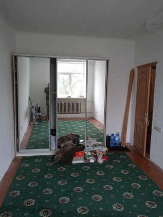 Авіамістечко. Продам кімнату  в 3 кім  квартирі - фото 1