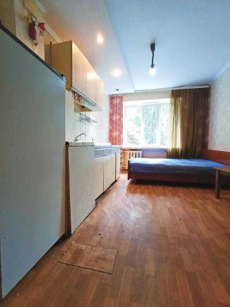 Продаж охайної кімнати 12.2 м2 в гуртожитку по Івана Мазепи, р-н КСК. - фото 1
