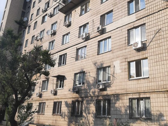 Продаж 2-× кімнат в комунальній квартирі вул.Поповича (Волкова) 10 Киев