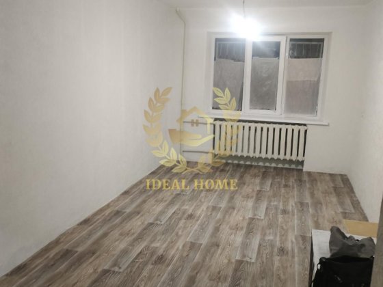 Продам 1 кімнату в кумінальні квартирі Киев