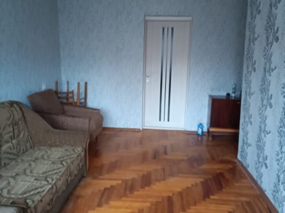 2 кімнати у 3х кімнатній квартирі