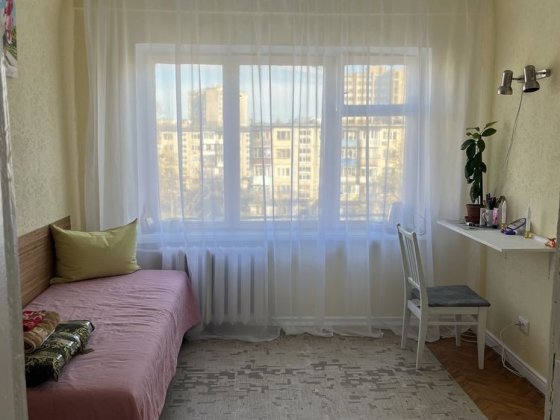 Продам комнату , рынок Юность Киев