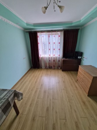 Одна кімната в двокімнатній квартирі - фото 1