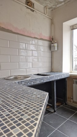 Продам 1-но кімнатну квартиру р-н Залізничне селище - фото 1